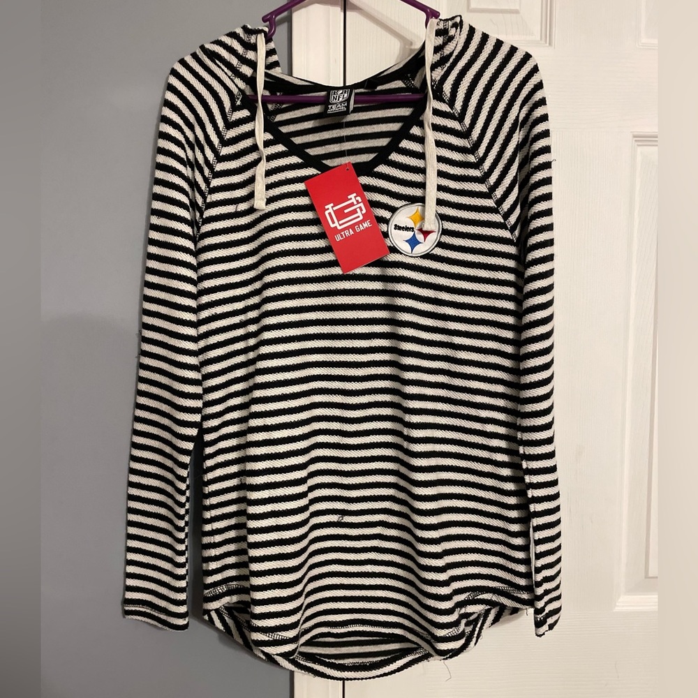 Women’s Steelers NFL sweater